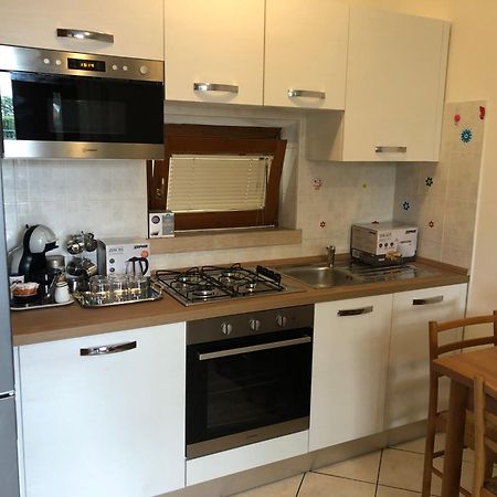Ferienwohnung Casa Lorenzo Desenzano del Garda Exterior foto