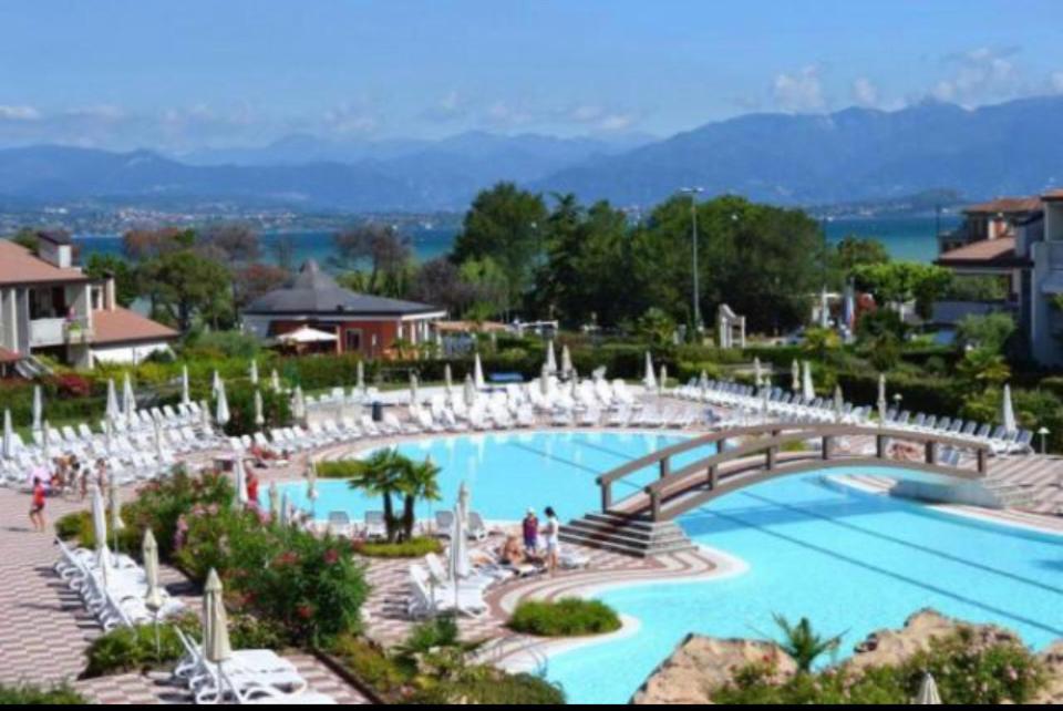 Ferienwohnung Casa Lorenzo Desenzano del Garda Exterior foto